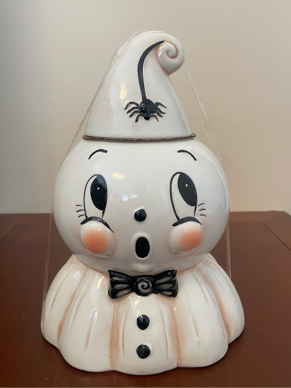 New JOHANNA PARKER HALLOWEEN GHOST COOKIE JAR COVERED DISH Bowl Lid Candy Spooky